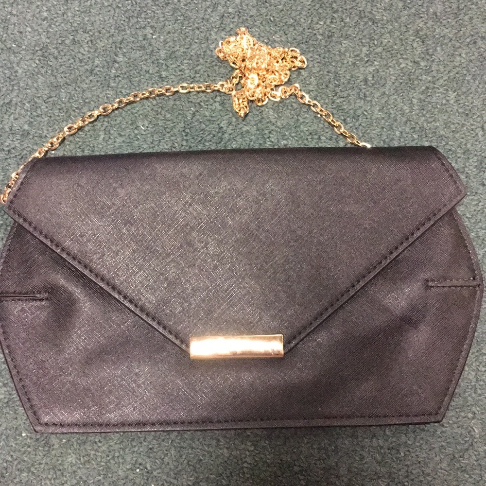 Urban Expressions clutch/ crossbody